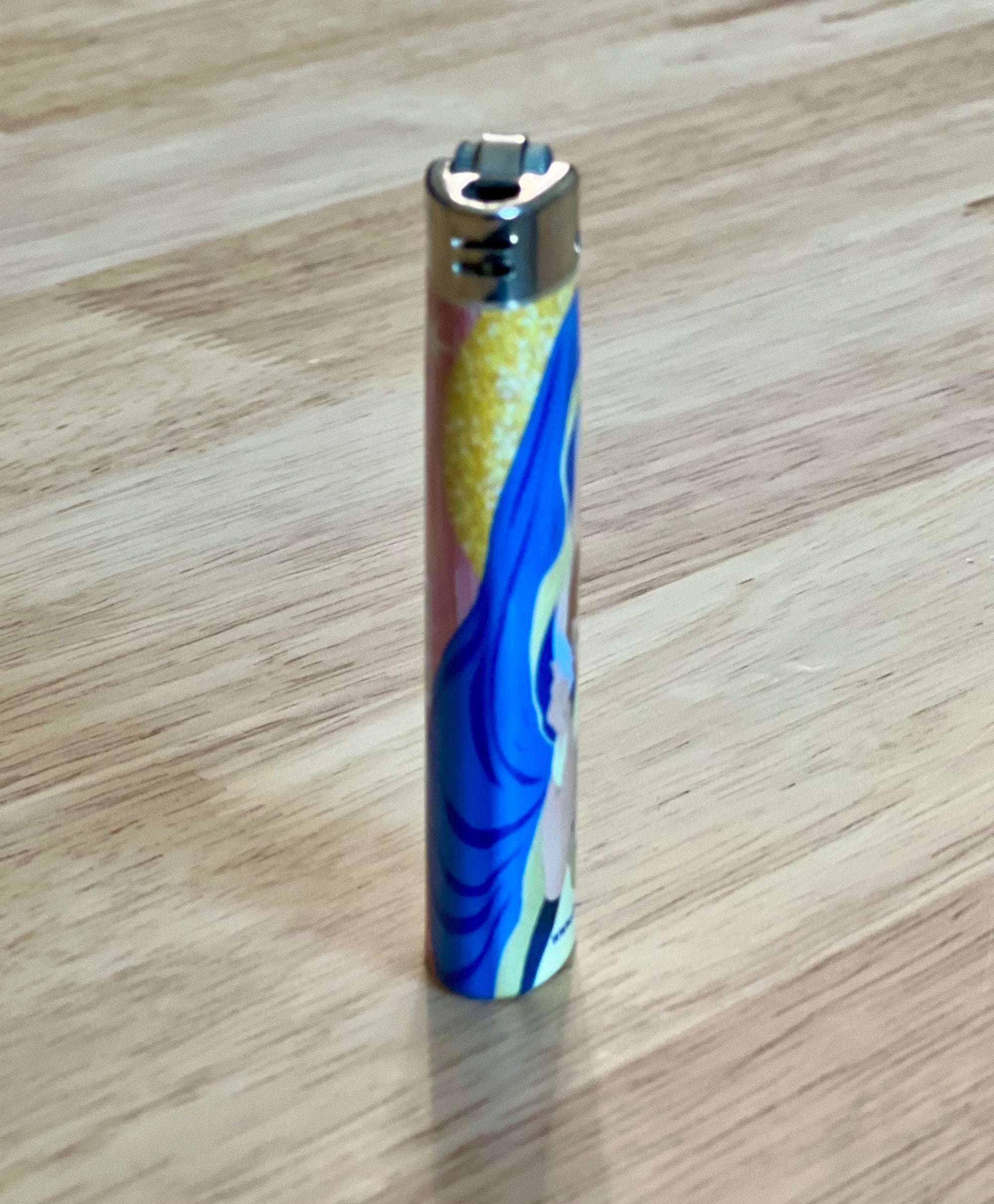 Lighter | Nuestra Madre